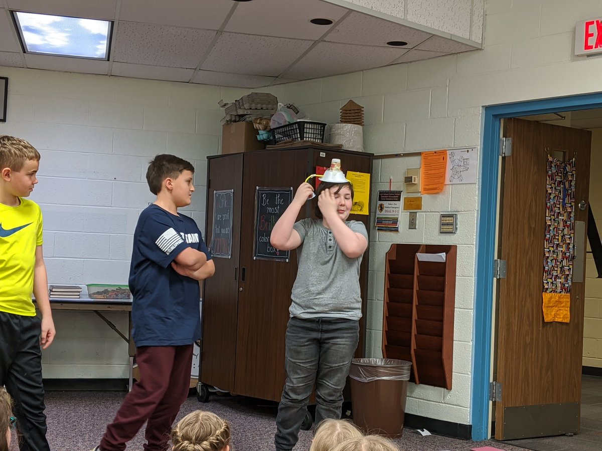 jonesa1228's tweet photo. Thanks for the resources @Creeds_Crew! The Whos will safely be heard by more than Horton thanks to the help of these 4th graders! The presentations of their builds were amazing! #Knight_Vision3 #Innovative_LL https://t.co/5rqGBHeSAb