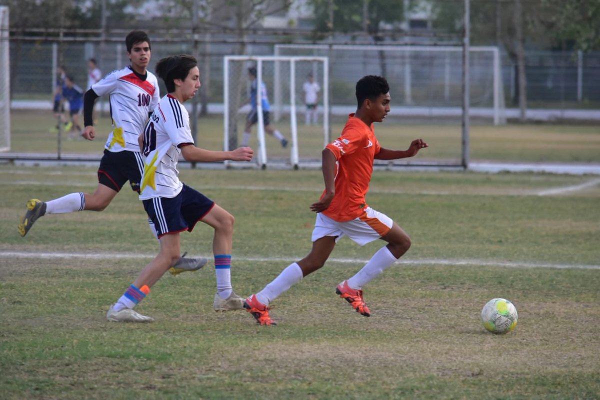 CFCorrecaminos's tweet photo. #CopaUAT | Juvenil A
¡Termina el encuentro!
Nuestros Correcaminos se llevan la victoria
#Correcaminos 4-1 #LaSalle
#AquíPuroCorrecaminos https://t.co/rdhJvgC0f8