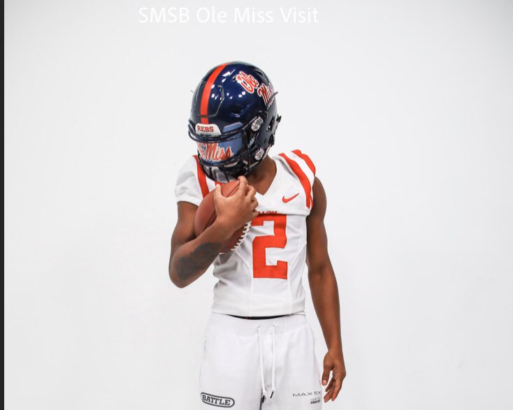 dayvon_young's tweet photo. Blessed and Honored to receive an offer from The University Of Mississippi!!
 #HottyToddy❤️💙 https://t.co/RrU0bRJ7hI