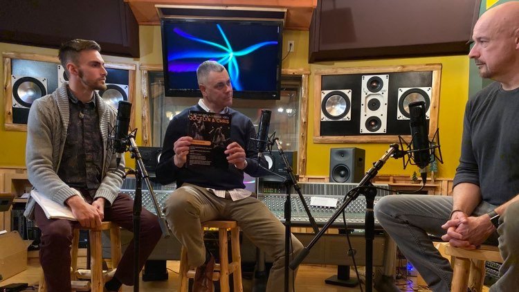 Haydenfilms's tweet photo. HFI hits #WhiteLakeMusicandPost studio in Albany with the great #AdultAlbumAlternative band #CenterCityDrive of Kutztown, PA! Also there are HFI member Brandon Debenedetta and #DavidBourgeois, owner of White Lake Music & Post! Stay tuned for new developments! #FilmMusicFriday https://t.co/tE13DsCj7V