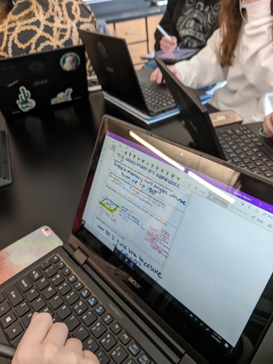 jgreen_science's tweet photo. AVID 10 students participating in one of their first Collaborate Study Groups. They are building skills they will use in college and beyond! https://t.co/lhBmiyBxgo