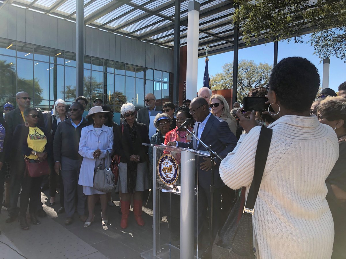 JacksonLeeTX18's tweet photo. (1 of 4) Today I, along with Senator @JohnCornyn, Mayor @SylvesterTurner, and a number of other elected and civic leaders announced the passage and creation of the National Historic Emancipation Trail Study Act which I authored and sponsored in the House and... https://t.co/OEj1P3F511