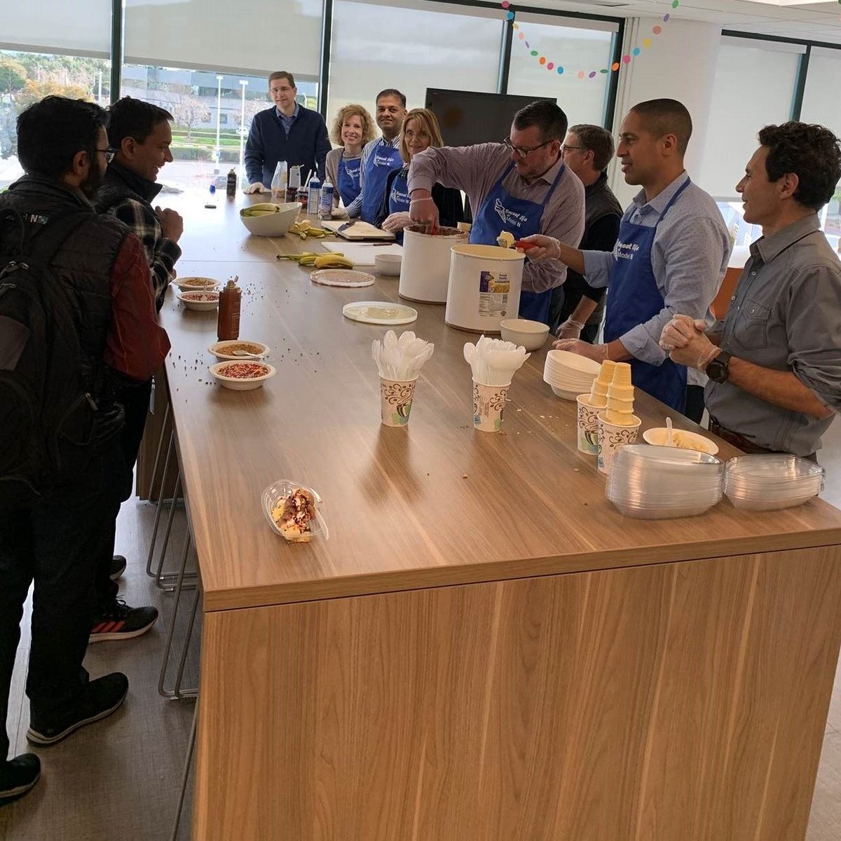ModelN's tweet photo. Our leadership team serving ice cream for #EmployeeAppreciationDay
#SweetLifeAtModeln https://t.co/bQ0gITSsrB