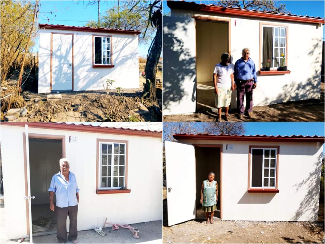 ManuelIGil's tweet photo. Con la finalidad de contribuir a la protección y garantizar el derecho a disfrutar de una vivienda digna, en compañía de Delma Mendiola García y Miguel Mendoza Jiménez realizamos la clausura del programa de Reconstrucción de Cuartos Dormitorios 2020, de la segunda etapa. https://t.co/6L1XAQkqWs