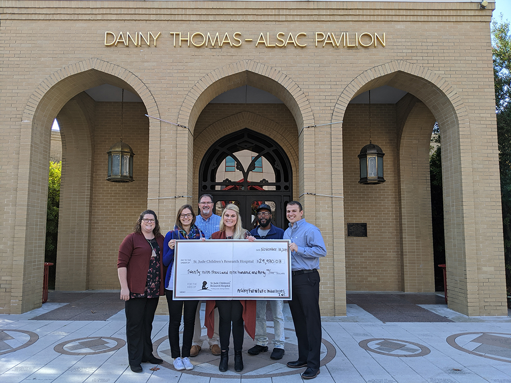 InsideAFI's tweet image. This marks the 14th year our Ecru, MS employees have made a generous donation to Le Bonheur’s Children’s Hospital! This donation works with Ashley’s “Dollar a Week” program, which also supports St. Jude Children’s Research Hospital!

Read the full article furnituretoday.com/business-news/…