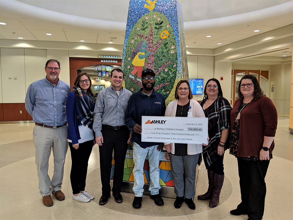 This marks the 14th year our Ecru, MS employees have made a generous donation to Le Bonheur’s Children’s Hospital! This donation works with Ashley’s “Dollar a Week” program, which also supports St. Jude Children’s Research Hospital!

Read the full article furnituretoday.com/business-news/…