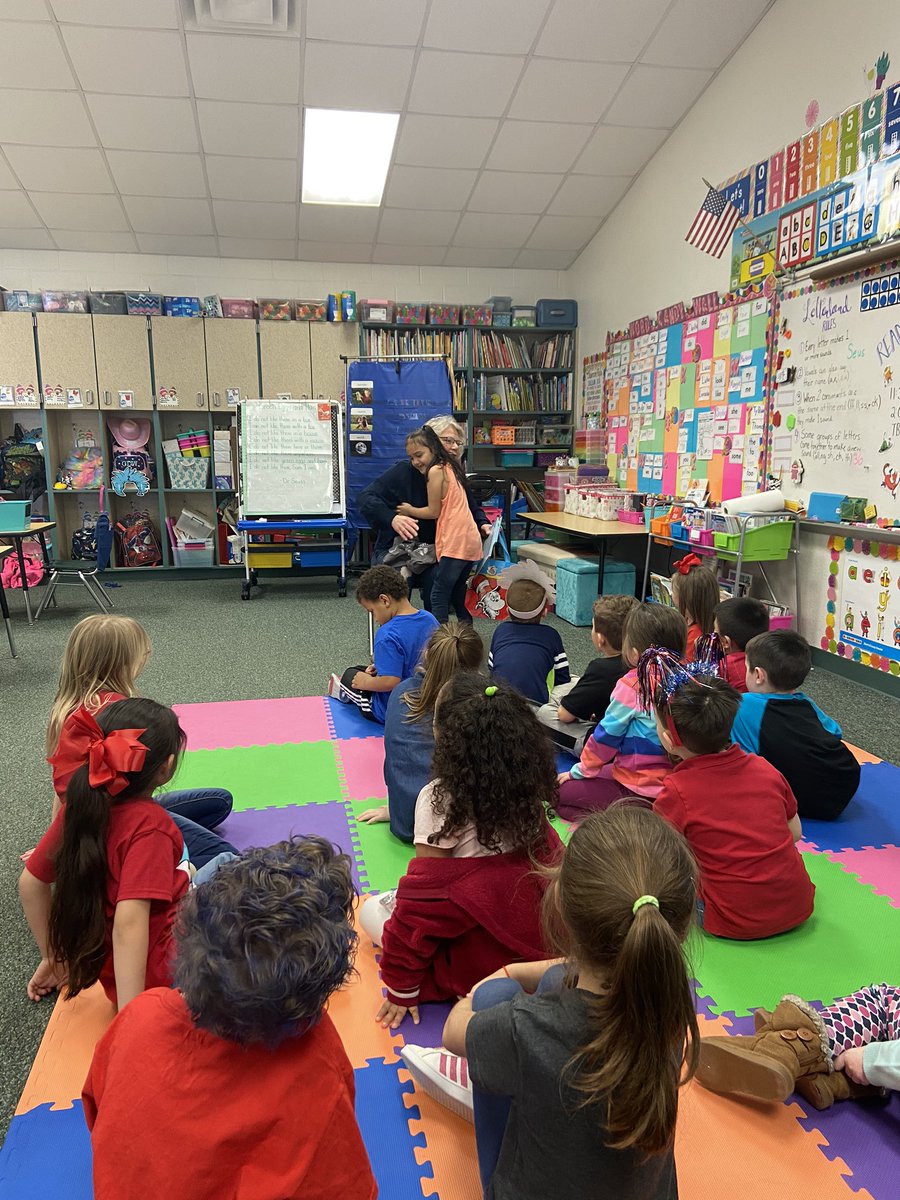 Mrs. Hockaday tweet media