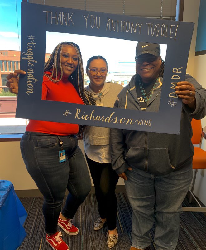 MobilitySalesTX's tweet photo. Employee Appreciation Day was a success! Thank you @anthonyetuggle!  Special thanks to our hard working employees!! You guys make the difference! #RichardsonWINS @ATTJALIMA @ATTJANELLE @EricaQSanders @holland_nai @EvelynRnTX @BJTaylor_5 @4jbar @reevedia https://t.co/xU7eZeoJti