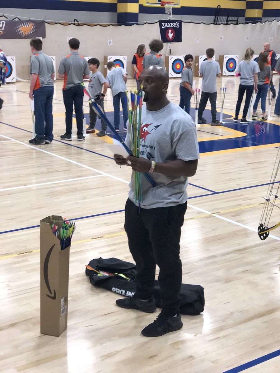 AlysonDurrett's tweet photo. CES Archery did great!  4th place in Elementary! @columbiaeschool #cesastros #CESarchery https://t.co/AroU0NkAhc