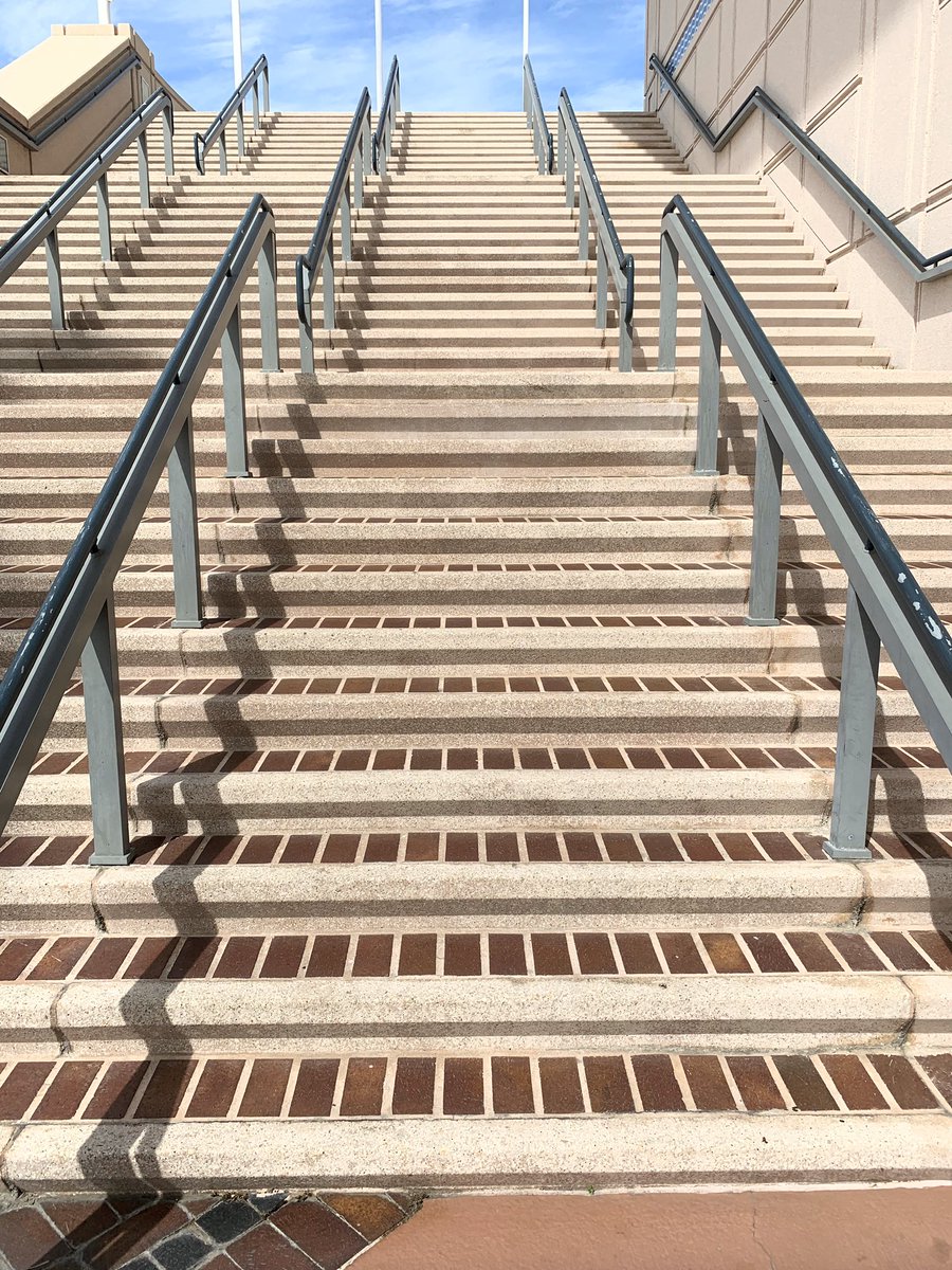 These stairs! They hurt. Focused on a Muhammed Ali quote as I did them repeatedly. “...I only start counting when it starts hurting because they're the only ones that count...” @EMSTODAY