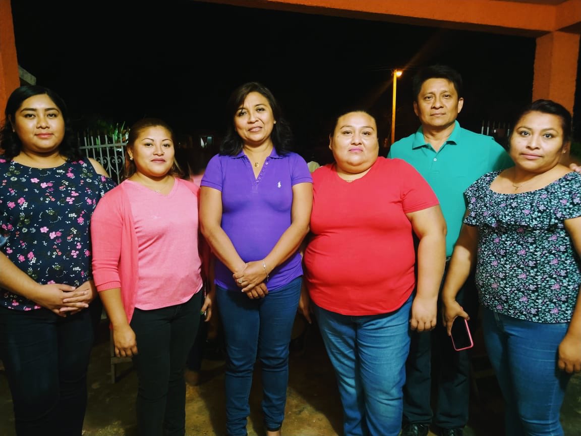 ONMPRICAM's tweet photo. “Mujeres Motor de México” TENABO - KANKI
Con el objetivo de concientizar en temas de #Equidad y como Marco el #DíaInternacionalDeLaMujer, el #PRITenabo junto con el #PRIEstatal y #ONMPRICampeche imparten la plática “Tipos de Violencia” en la Col. Ana Maria Farias en Tenabo. https://t.co/7kDdYYgC5j