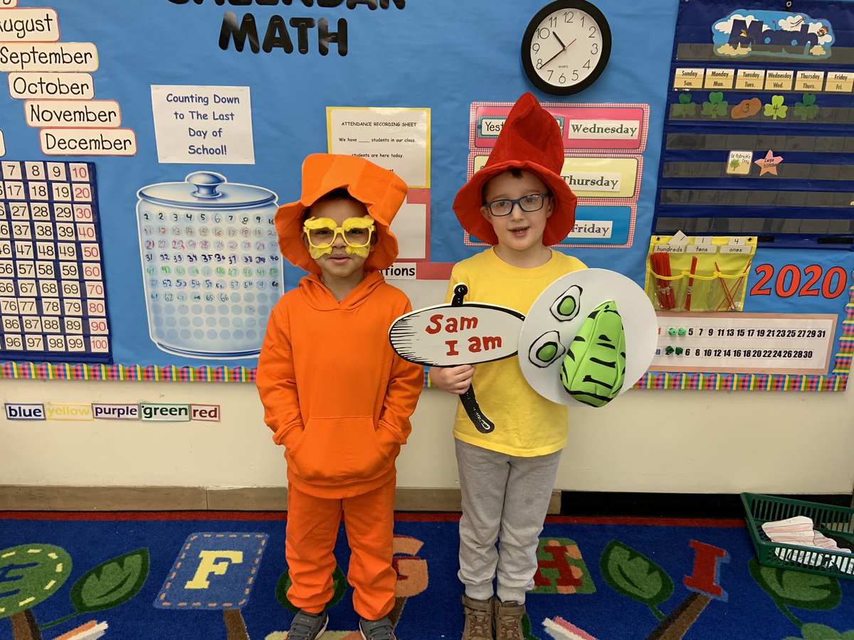 mrsvuPES's tweet photo. Last day of #ReadAcrossAmericaWeek An adorable “The Lorax”, “Sam I Am”, and all of us from room 156!!🥰#favoriteDrSeusscharater #redwhiteblack https://t.co/J3cTimcSx2