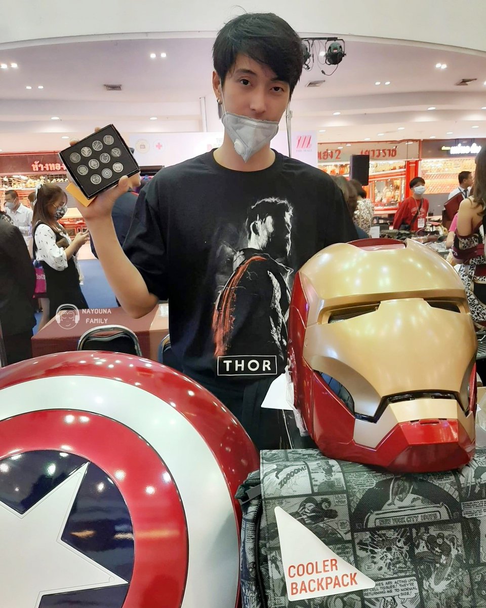 NaYouNa_family's tweet photo. พร้อมแล้ว!!! เจอกัน บูธ Major Store เดอะมอลล์บางแค ชั้น G 7-8 มีนาคม @oicsaru #นะYouนะ #NaThanaboon #MajorStore ปล.ตอนนี้แมสปิดถึงจมูกแล้วเด้อออออ กลัวถ่ายรูปไม่หล่อ555 https://t.co/eNeOULqQze