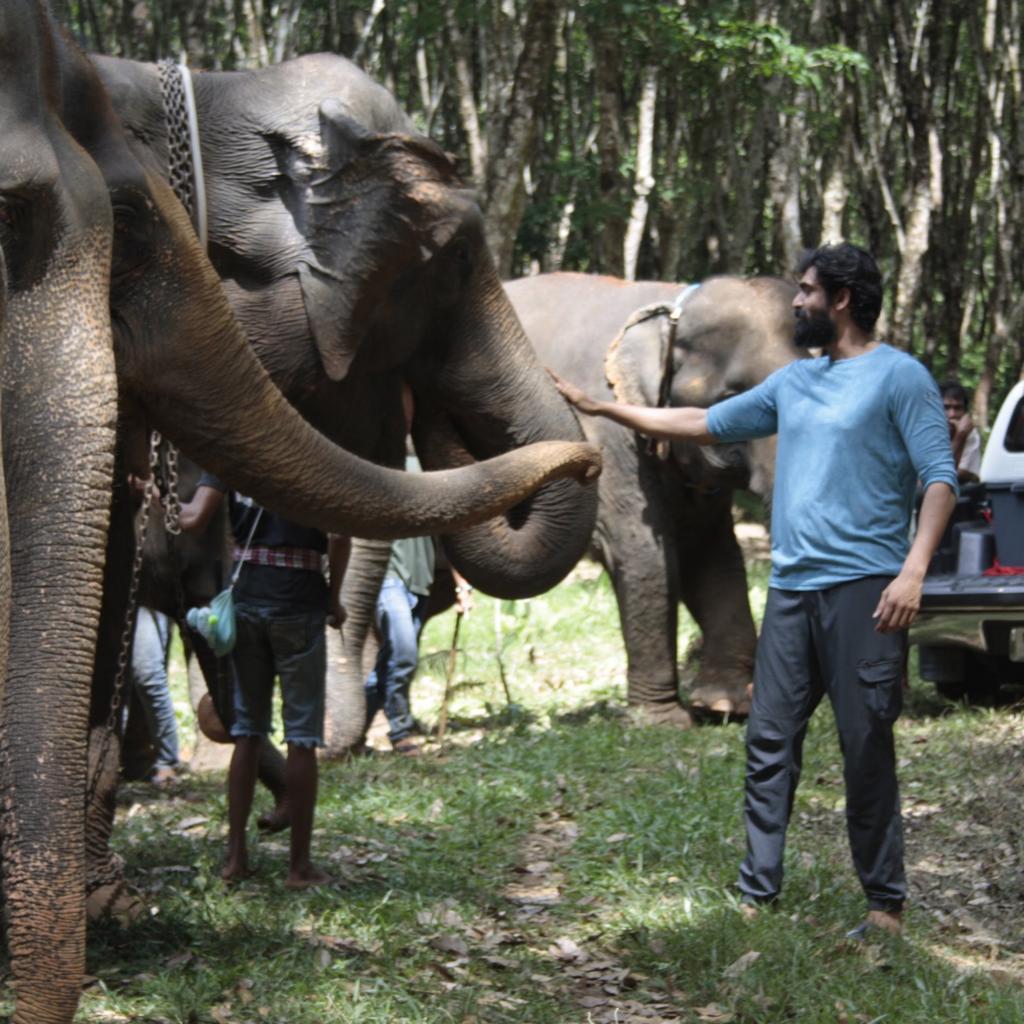 Fridayenter's tweet photo. on the sets of #HaathiMereSaathi
#Aranya and #Kaadan! 

@RanaDaggubati #ranadaggubati #SaturdayThoughts #SaturdayMotivation #Tollywood https://t.co/qAKNqVfy72