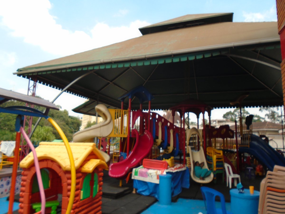 gardencitykla's tweet photo. Weekend is here so bring your kids to the play area and they enjoy the various games available here.
#uganda #kampala #gardencity #playing #kids #saturday #weekend #toys #girls #boys #fun #activities #arcade #arena #venue #visituganda #tembeyacity #swings #cars #uot #IWD2020 https://t.co/tUq471JF9A