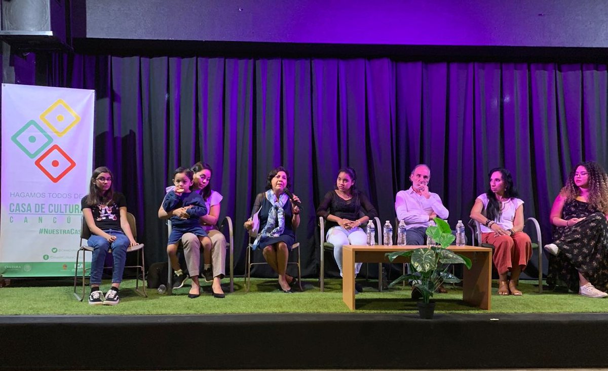 CEPSQROO's tweet photo. El día de hoy, la Encargada del #CEPSQROO, Dra. Virginia Cabrera Ramírez @1Vicky68; participó como panelista en el Foro "Iguales, Libres y Unidas" que organiza la OSC Women’ s World CANCÚN, en el marco del Día Internacional de la Mujer.
#JuntosAvanzamos https://t.co/E7YxgFfQbn