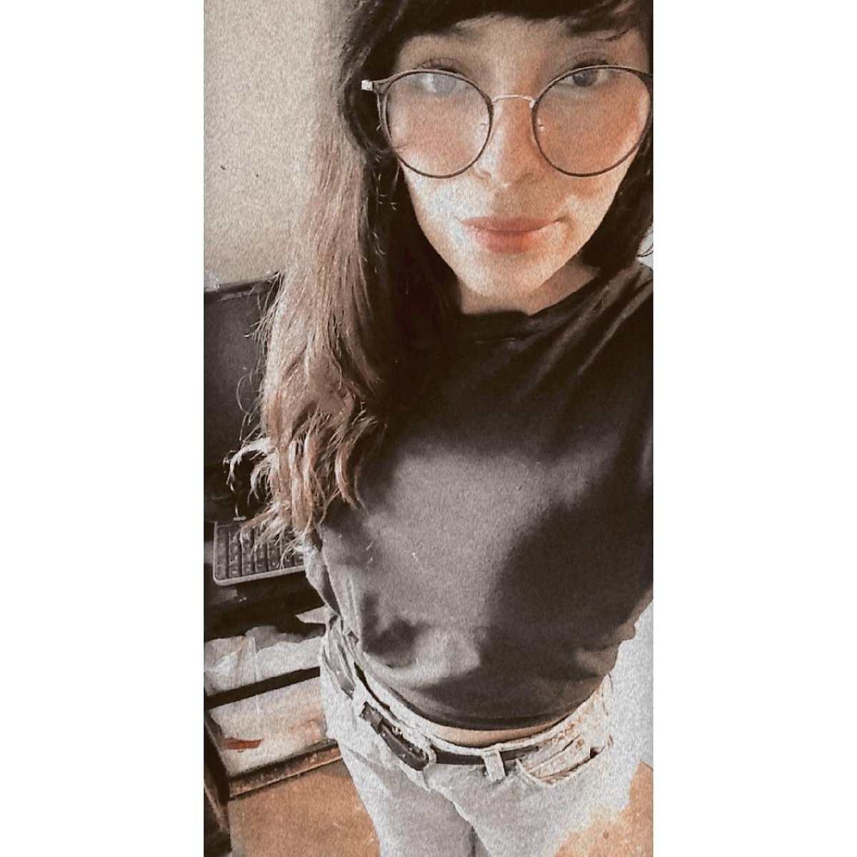 Luzmamtzv's tweet photo. Hola chicos pasen a mi canal en Youtube 🤓🎮 https://t.co/37jyY0Y6VJ