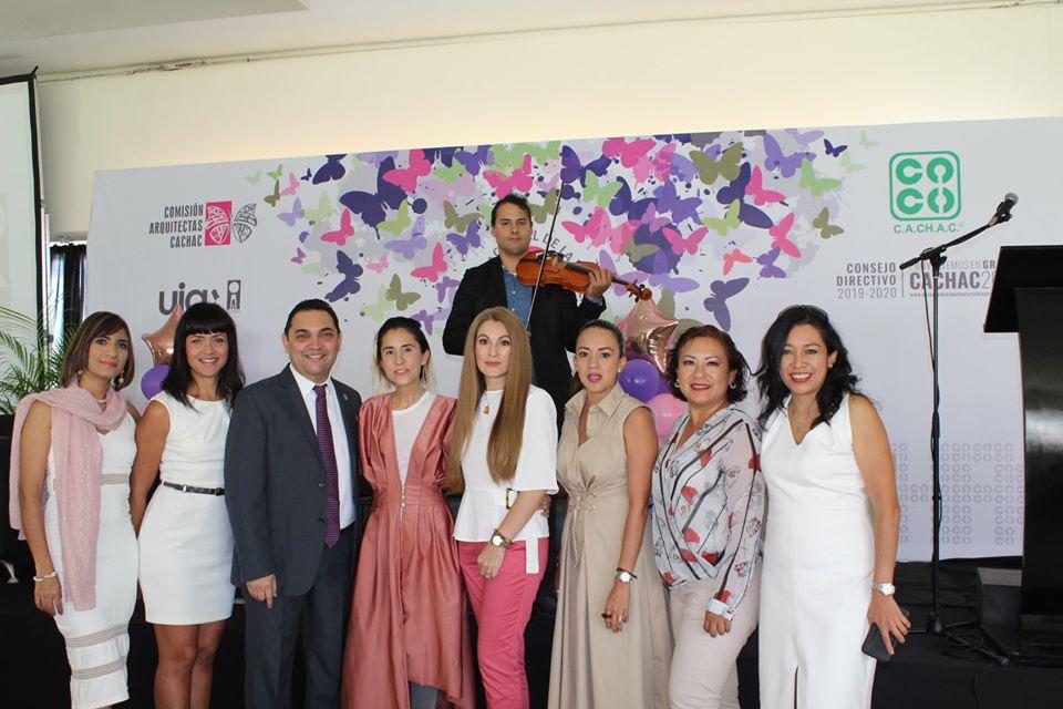 BedranRuiz's tweet photo. Día Internacional de la Mujer en el @SoyCACHAC organizado  por Arquitectas #CACHAC @mgrys16  Gracias Arq. Cesar Julio de Coss Secretario de @ObrasPublicasCS por su presencia y Arq. @CLAUDIABACA  Secretaria  de Desarrollo Urbano por acompañarme. @rquitectasFCARM https://t.co/Hqk93fclSV