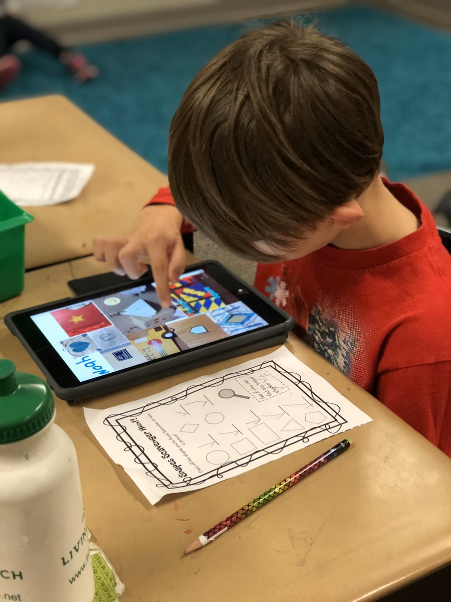 Miss_Ryan2's tweet photo. Shapes are all around us! These kiddos were so creative while hunting for shapes to put in their collage. 🔴🔶🟨 https://t.co/QESNER6S3E