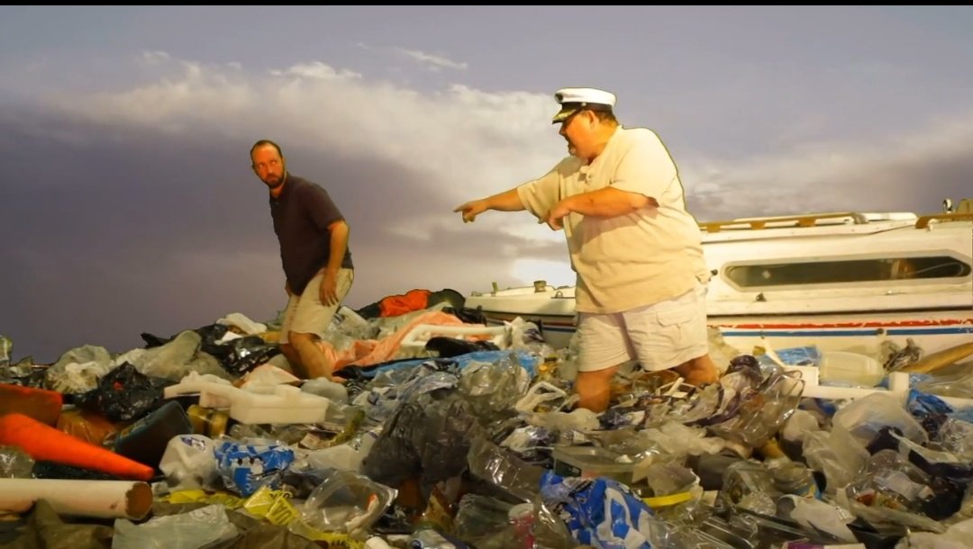 bustedcity's tweet photo. Two outstanding Chicago actors star in Empire! Nick Leininger on the left and Don Schroeder on the right. #Empire #pacifictrashvortex #ocean #pollution #indiefilm #chicago https://t.co/Gx8CCenV7S