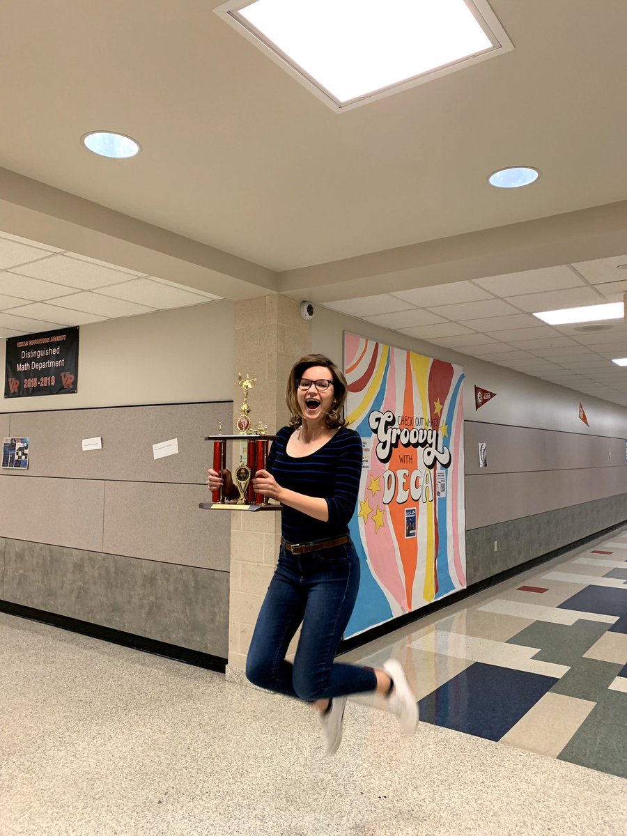 rrdragondebate's tweet photo. Happy speech and debate education day!! In honor of today here are some of dragon debate’s fun memories from this year!! 🐉 🌟 #wearespeechanddebate #godragonsgo @speechanddebate https://t.co/jQRarBcPXu