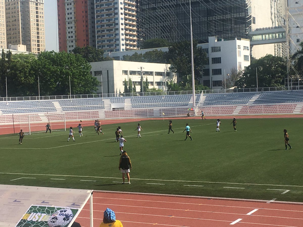 ustigertv's tweet photo. UST fights to score again but UP tries to take back the possession. 

#TigerTakeover
#USTForMore
#GOUSTe https://t.co/qGmWOIQW9k