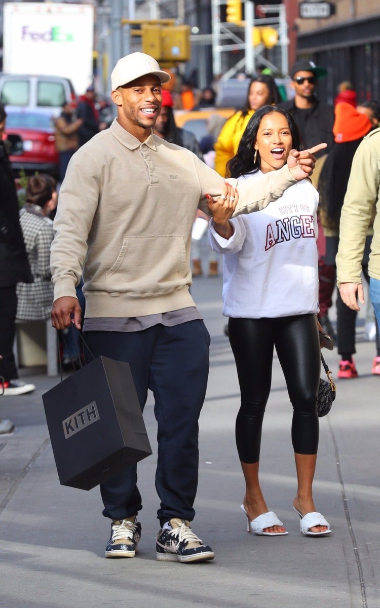 fckyeskarrueche's tweet photo. Karrueche and Victor Cruz https://t.co/7IaJMQaisk