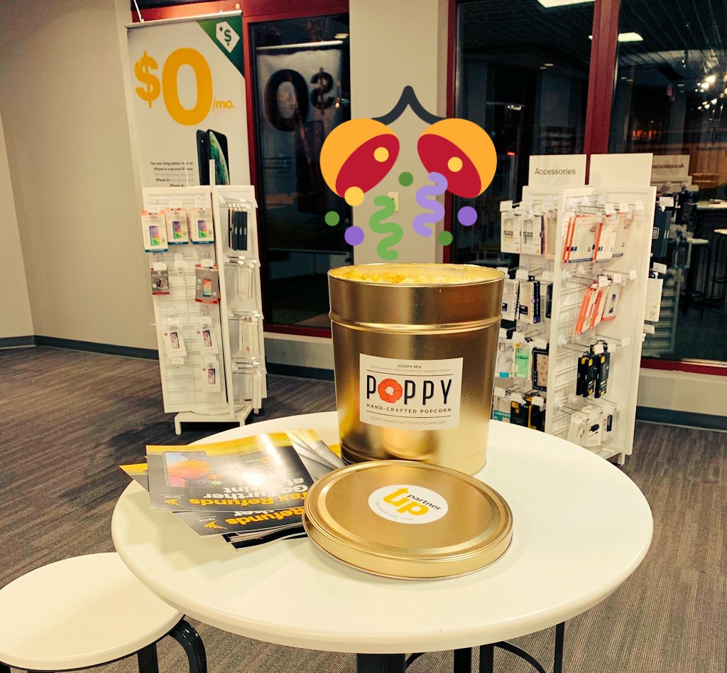 HighlandsSprint's tweet photo. Thank you for the awesome gift and T-shirts. #PartnerUp #SprintFam @tracySprint @mark_nachman @justincook83 @ChappySprint @jbarne30 @MKI_Champs https://t.co/trpuv0xx2a