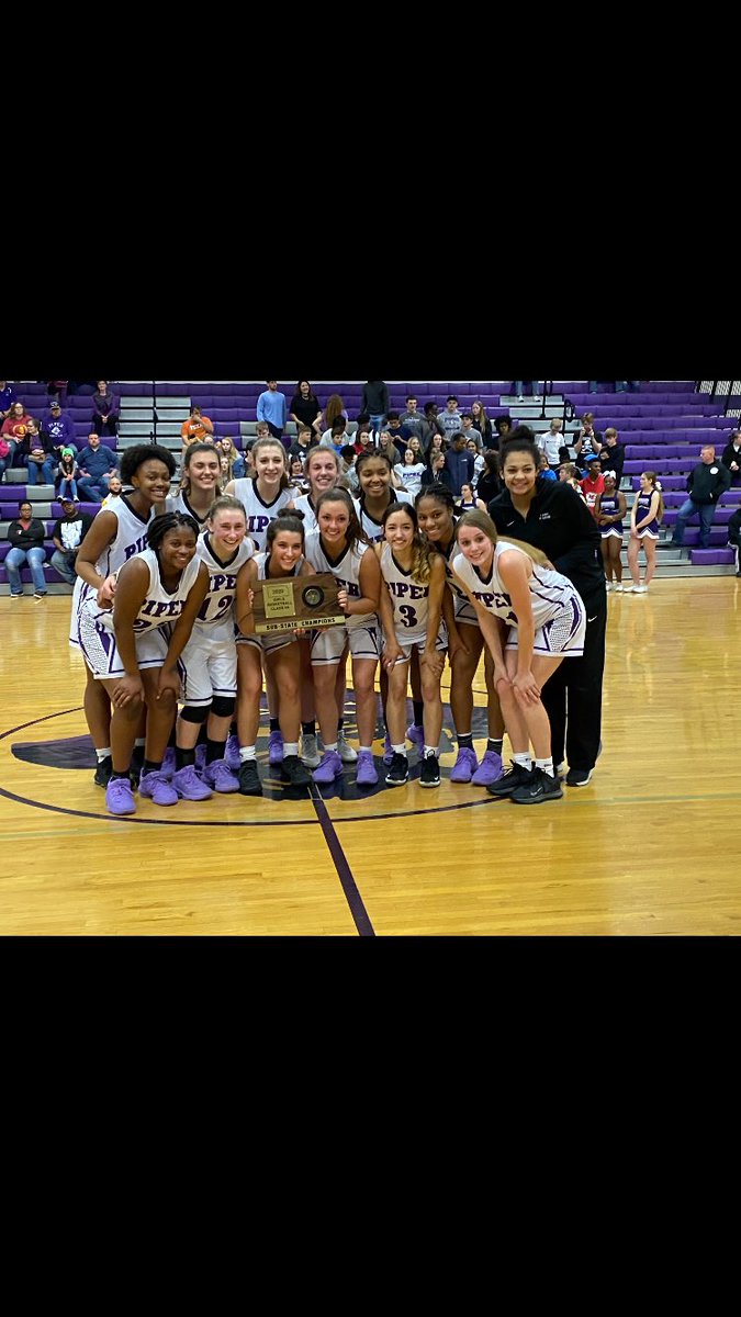 Lady Pirates defeated Girard, 72 to 27.  Will play in the 4A State Tournament on Wednesday in Salina!