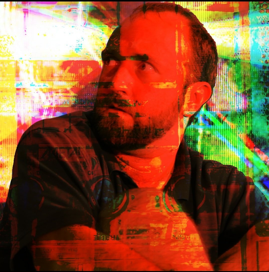 bustedcity's tweet photo. One of the trippy and kaleidoscopic visuals from Empire, picturing Nick Leininger. Thanks to outstanding editor Nick Schultz! #Empire #ocean #pollution #pacifictrashvortex #indie #Chicago #savetheplanet https://t.co/BhZleSw860