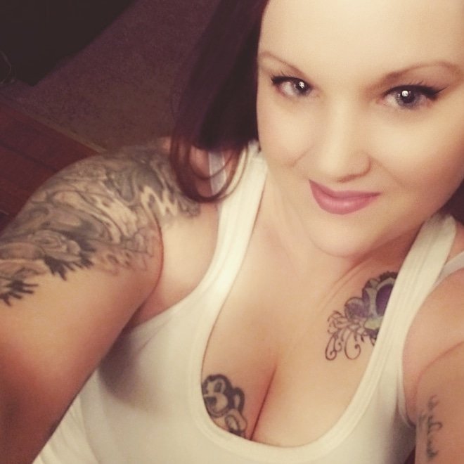 Shelly_Morgan34's tweet photo. Vote for Shelly Bushkofsky to be on the cover of Inked Magazine https://t.co/AXRYFbARAQ https://t.co/pSzgjUhiwc
