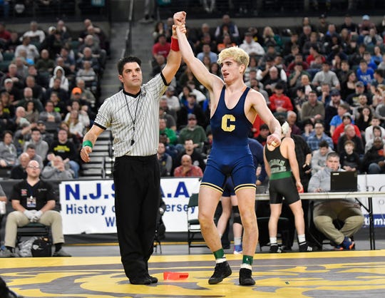 McGurkSports's tweet photo. NJ Wrestling Championships: Sequels &amp; shocker highlight semifinal showdowns

Clark/Onorato II was better than original; Kingsway wrestler sent shockwaves through Boardwalk Hall; Cosgrove is amazing &amp; Delran has two state finalists.
@TheMatPack 

https://t.co/4LnkIwISbr via @cpsj https://t.co/5wT0QInIw9