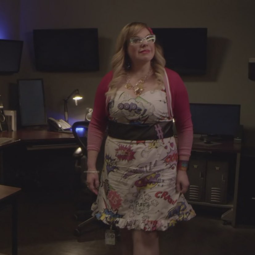 hardfeeilng's tweet photo. NOBODY MOVE I JUST REALIZED PENELOPE HAD 15 ON HER DRESS AND SWEATER https://t.co/kqkvEj8wEo