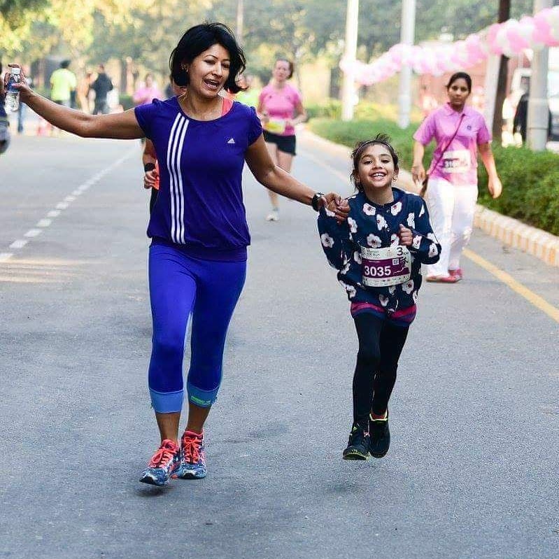 Throwback 2017 - Myra's first timed run. She ran 3 km on Women's day and it was a beautiful experience. Every year we both celebrate Women's day with her run. This year #runforher is a virtual run but we will run together tomorrow n celebrate. <a href="/CanadainIndia/">Canada in India</a>
#iwd2020 #running
