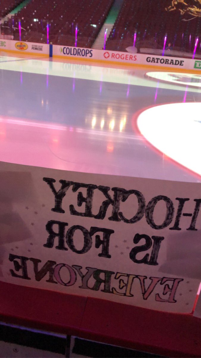 lainersson's tweet photo. hi, @Avalanche. It might not be pride night, but it's ALWAYS pride night for me. ❤️🧡💛💚💙💜 #GoAvsGo #AvsPride #HockeyIsForEveryone https://t.co/RqdGdETPeF