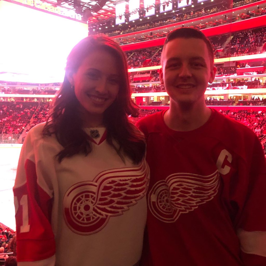 aaronjordantv's tweet photo. Go Wings!! @kaliemarantette https://t.co/U7FAx56EqP