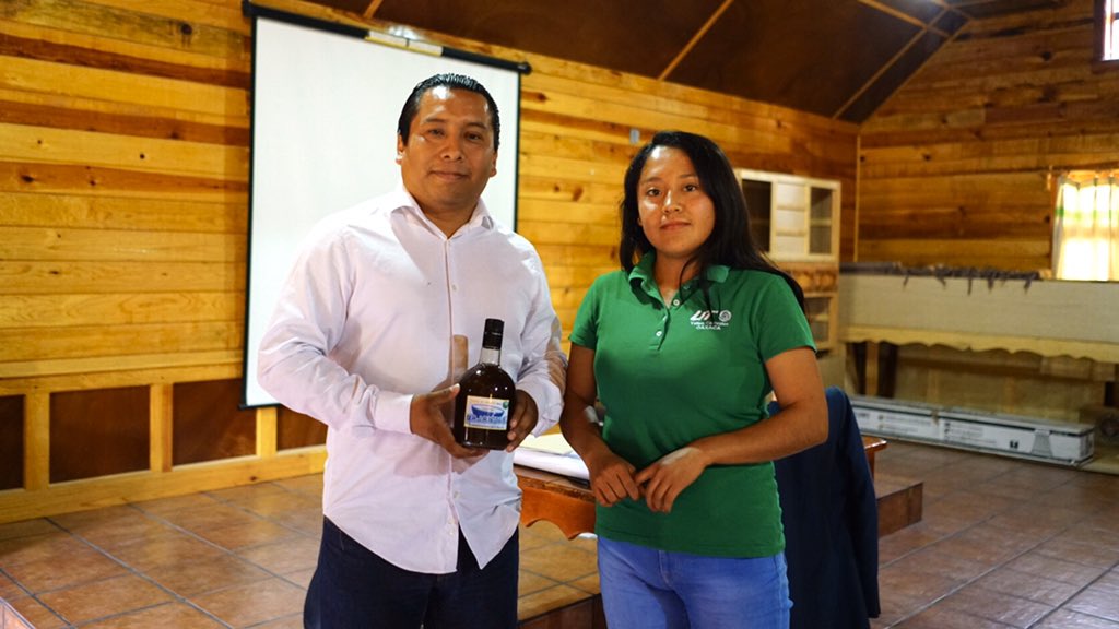 EmprenDinamicUT's tweet photo. Fue un día llenó de experiencia y aprendizaje con el MA. Juan Carlos González Gallegos y el personal encargado de las cabañas de San Sebastián de las Grutas.  @utvco @Negocios_UTVCO https://t.co/ECiH327yip