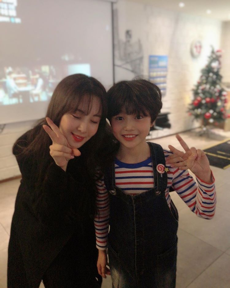 SeohyunBrasil's tweet image. [#INSTAGRAM] 07/03/20 - Atualização de young2338 com Seohyun. (2)

"#HelloDracula #FestaDeEncerramento
#TodoMundoTrabalhouDuro #EuSintoSuaFalta #NoonaLinda"