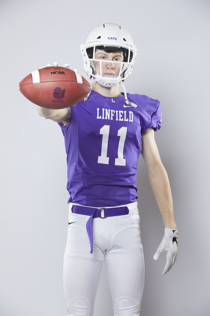 SlifkaJacob's tweet photo. Very excited to announce that I will be continuing my education and football career at Linfield! I want to thank my coaches, teammates, and family for supporting me, and @CoachSmithCats @coachboehme and @coachbelliott for believing in me and giving me this opportunity! https://t.co/nPCMZaRbka