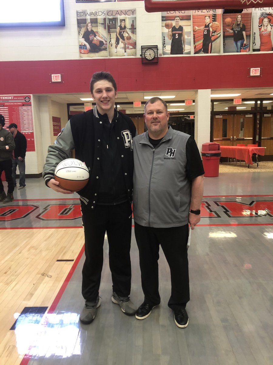 PHWolvesAD's tweet photo. Connor Davis scored his 1,000th point with the first bucket of the game tonight. https://t.co/WQVLWVfwOg