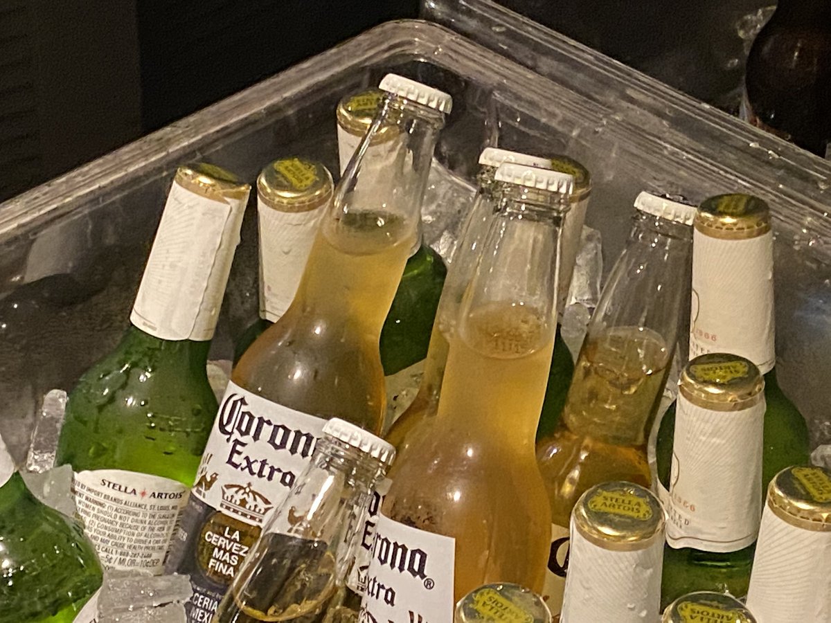 FrancescoC's tweet image. Farewell drinks. Everyone avoiding the Corona... #CodeBEAMSF