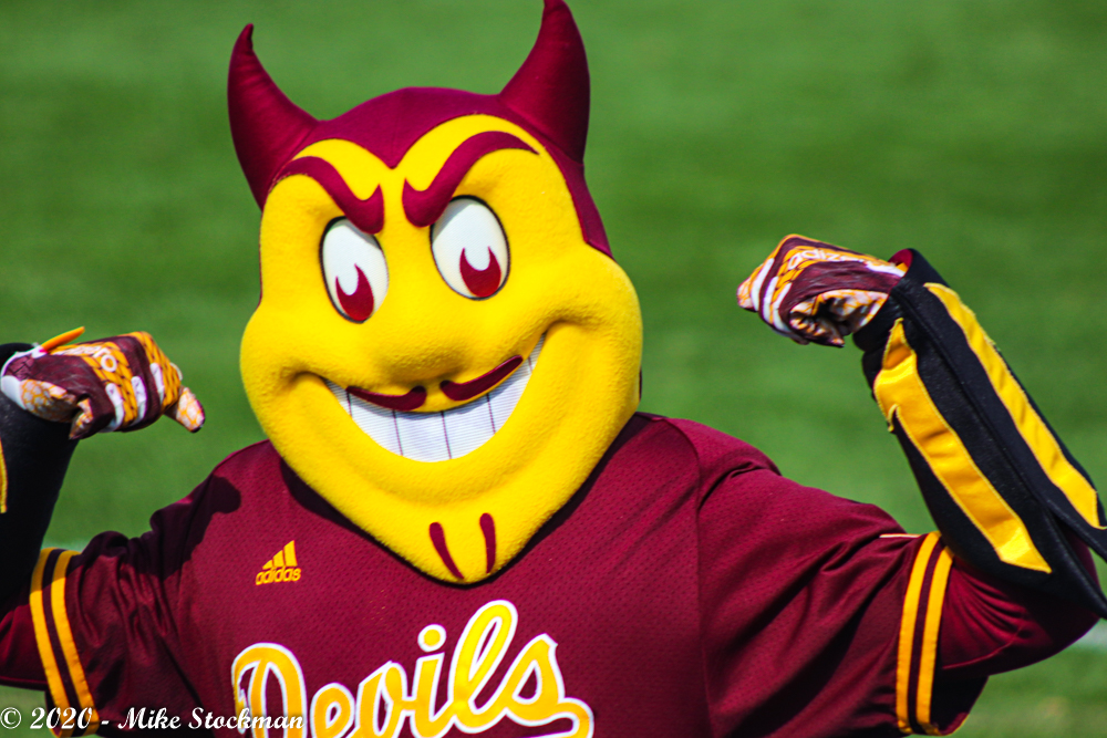 PhxAreaSports's tweet photo. The @ASU_Baseball add another run on sac fly, 3-0 over @FresnoStateBSB https://t.co/myQJjgYWAB