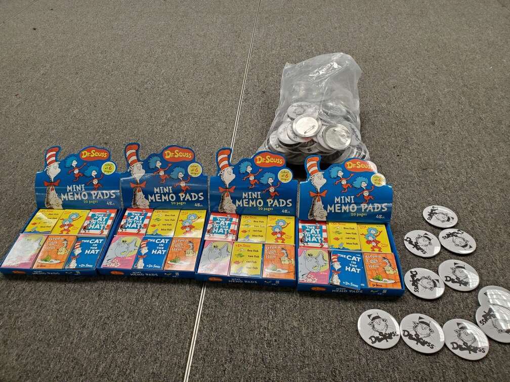 MacQuiddyElem's tweet photo. More READ ACROSS AMERICA GOODIES!!! https://t.co/uavDPZDwbj