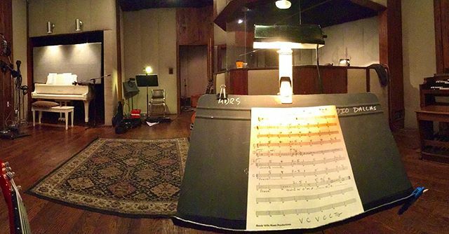 PixelRichPhotog's tweet photo. In the studio ready to record. #fromwhereistand #recordingstudio #bassguitar #instadaily #musician https://t.co/9gQifuqwPF https://t.co/FlB1k9NSLe