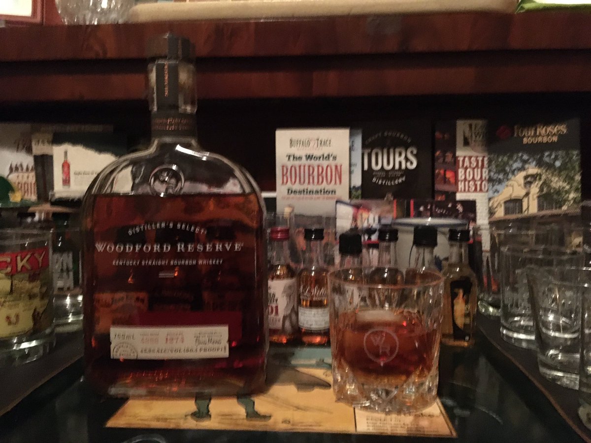 pick4playa's tweet photo. #livepdnation This is how we do #livepd in Kentucky. #homeforthenight #woodfordreserve https://t.co/cajktFuA6N