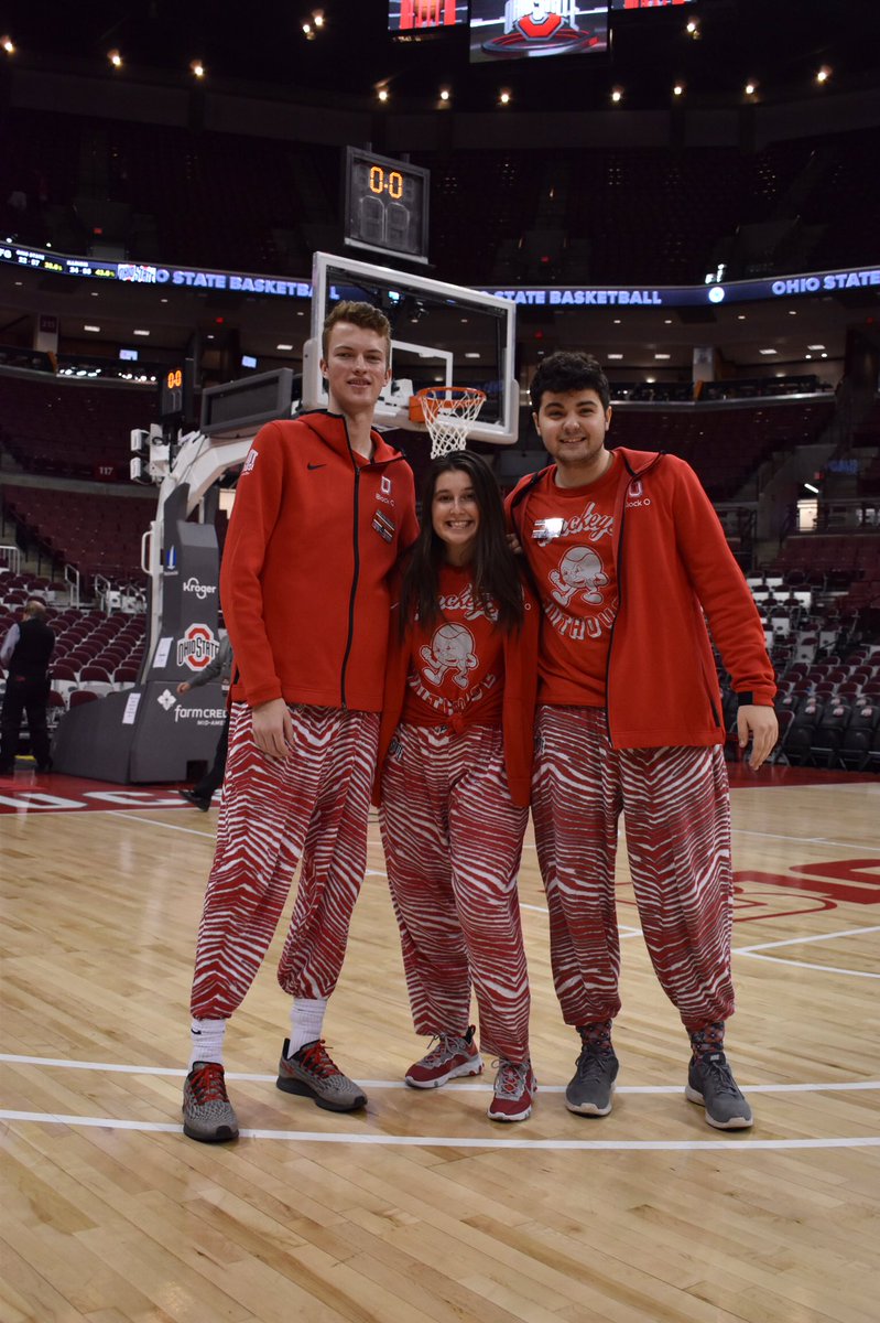 jackallistair's tweet photo. First season of NutHouse in the books!📚 I was so lucky to have the opportunity to work with such a great group of friends and I can’t wait until next year! @BuckeyeNutHouse https://t.co/KpIoRyoPmh