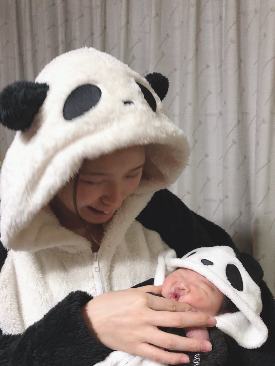 休みって暇やね😑

次はいつ会えるかなー
はよ会いたいなー

出っ歯ンダとおむすびパンダ🐼💕