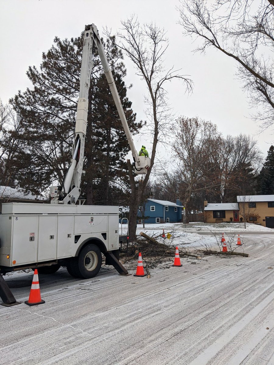 SiouxFallsParks's tweet photo. #EmployeeAppreciationDay for our hard working staff members who bring you quality services year-round!
#SiouxFalls #SiouxFallsParks #Parks #Recreation #1SF #NRPA https://t.co/2yYv2SbIu2