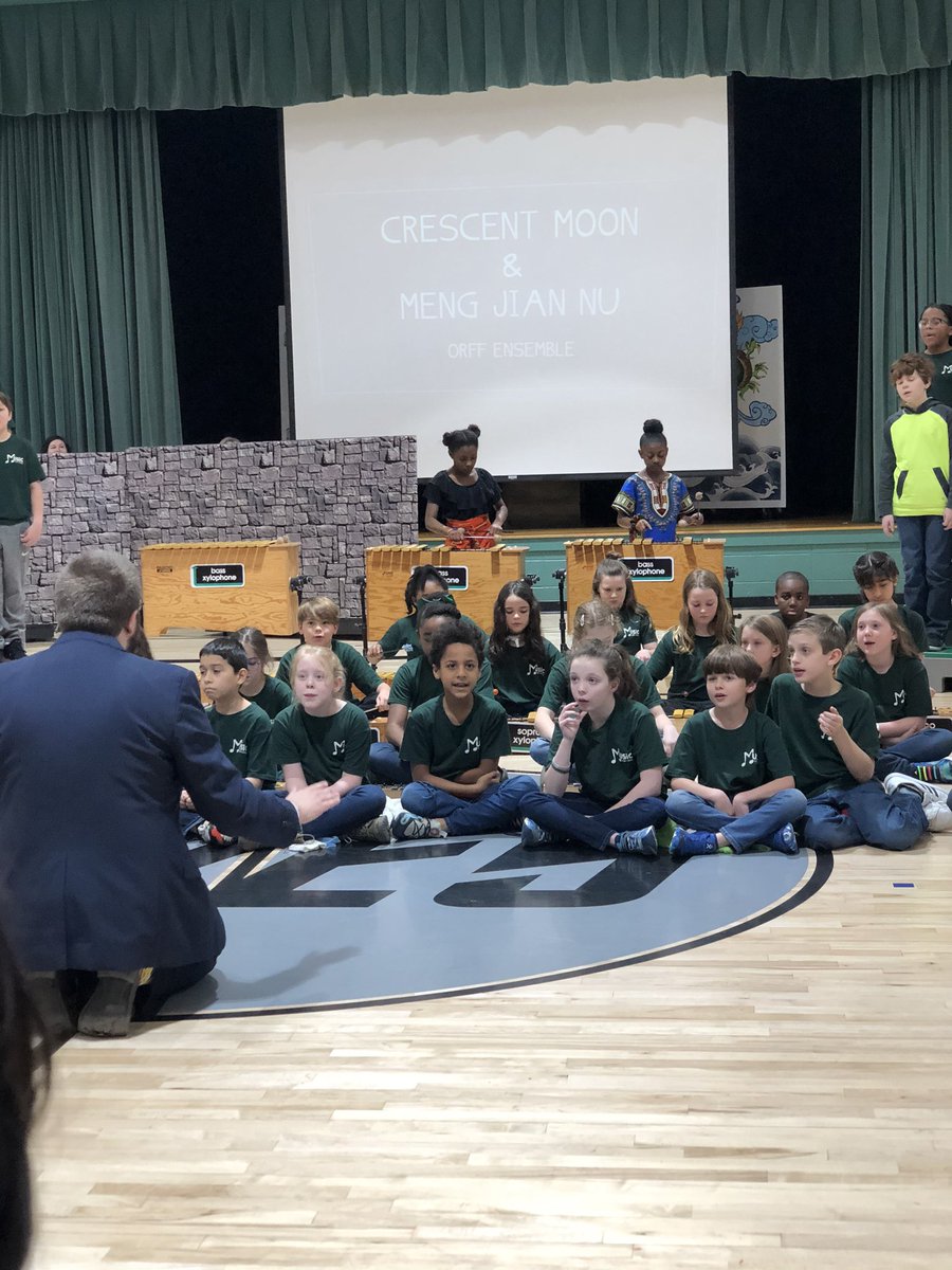 TaylorTweetsK's tweet photo. What a great Multicultural Day program at @GreenValleyElem this morning! #GVGatorStrong @HooverSchools https://t.co/vhuMIw9aHj