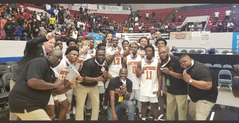 HawthorneHoops's tweet image. DOUBLE STATE CHAMPS🏆💍